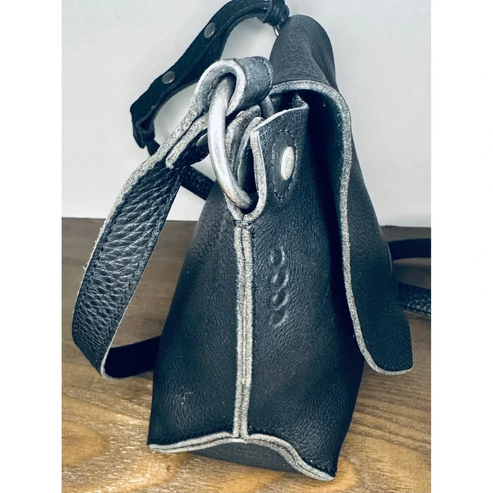 Ecco crossbody bag